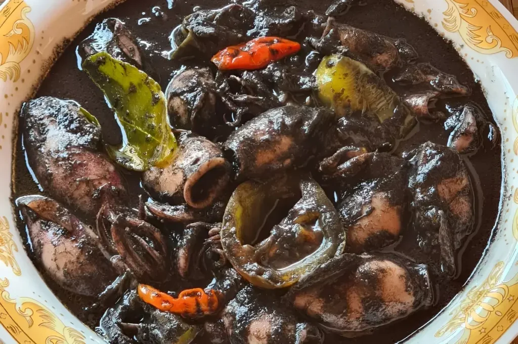 Cumi Bumbu Hitam 
